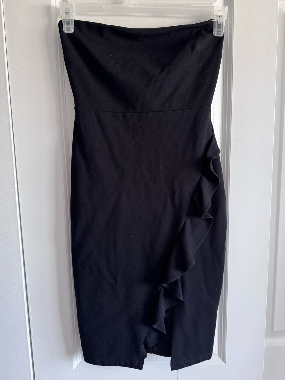 Lulus Stunning Success black ruffled bodycon midi dress